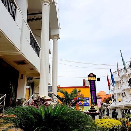 Reba Beach Resort Puri Exterior photo