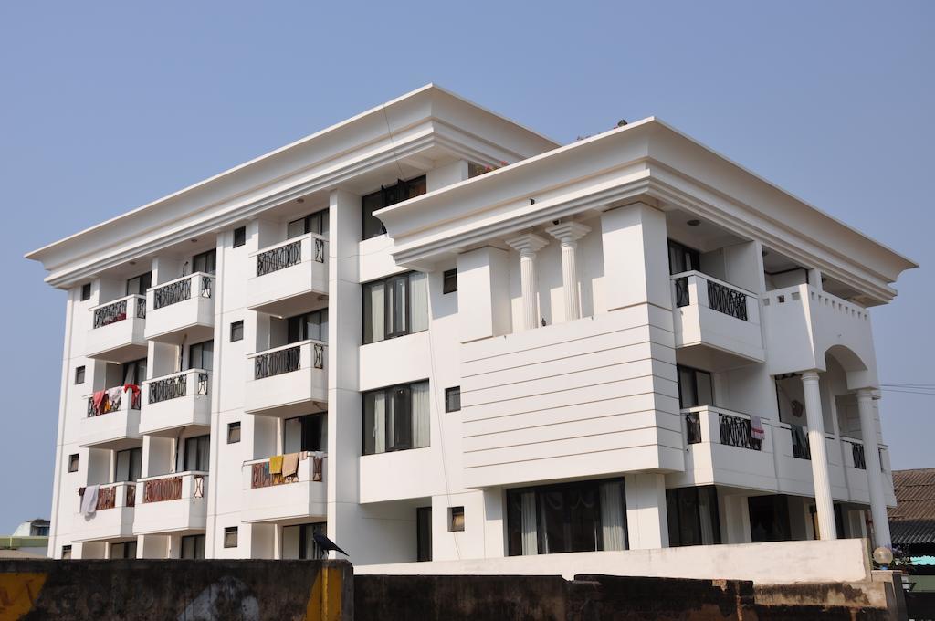 Reba Beach Resort Puri Exterior photo